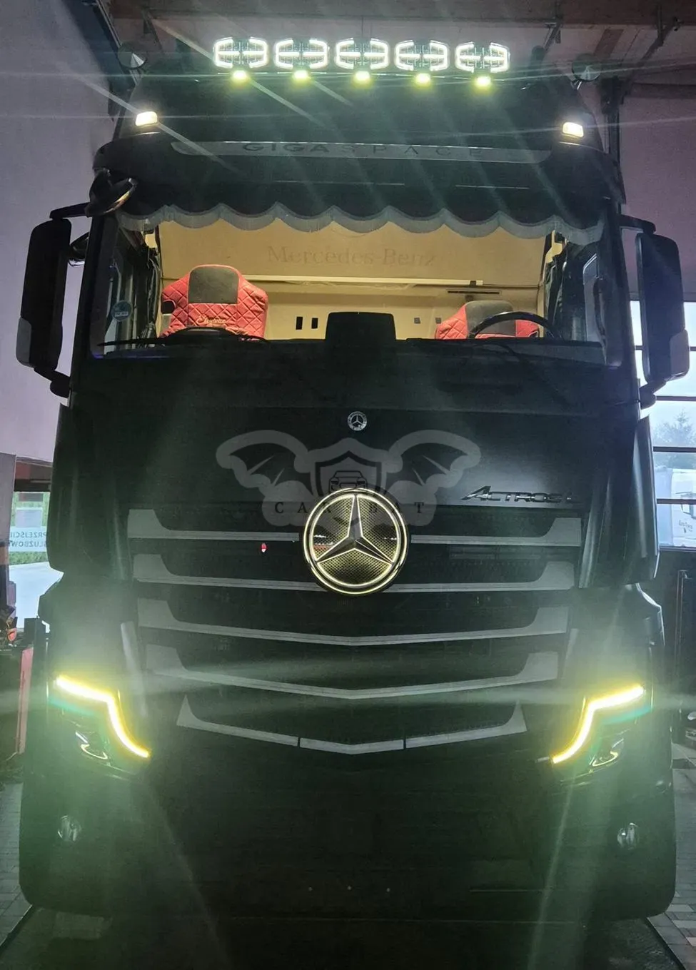 Mercedes-Benz Actros 2023