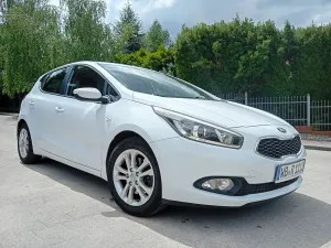 Kia Ceed II 1.4 CVVT Attract plus 2014