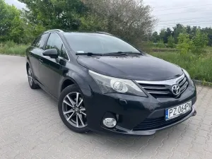 Toyota Avensis III 2.0 D-4D Style 2013