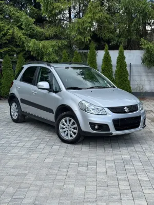 Suzuki SX4 I Classic 1.6 VVT 4x4 Style 2012