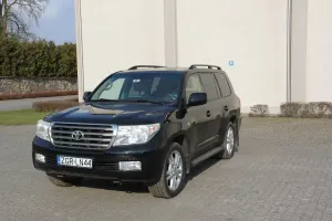 Toyota Land Cruiser VI 2010