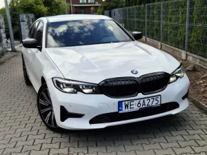 BMW 3 Series G20/G21 318i Sport Line 2022