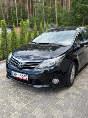 Toyota Avensis III 1.8 Style 2012