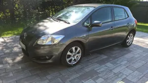 Toyota Auris I 1.4 VVT-i Luna 2007