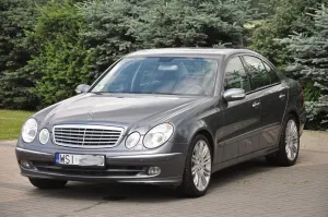 Mercedes-Benz E W211 2005