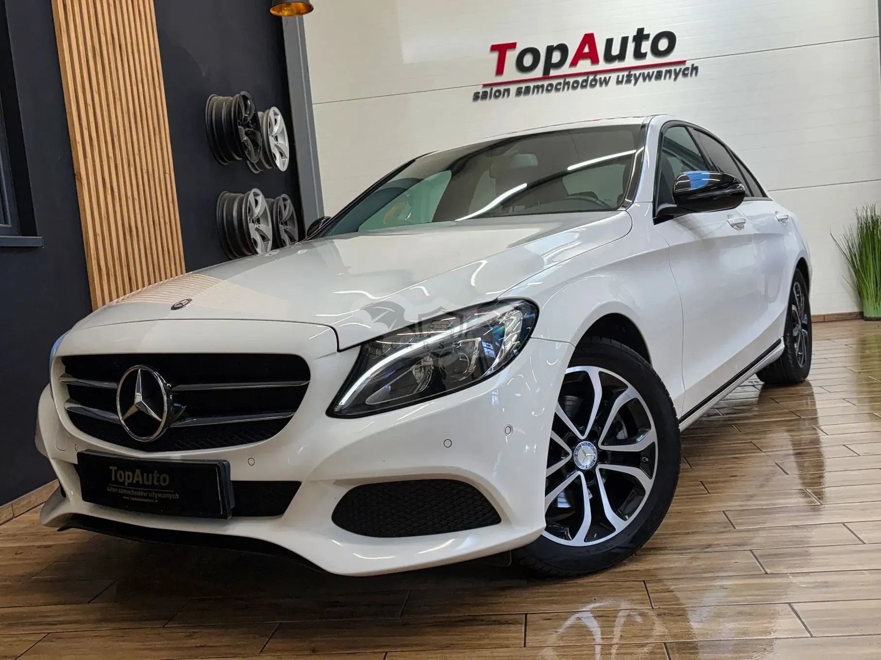 Mercedes-Benz C W205 200 9G-TRONIC 2017