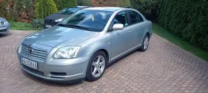 Toyota Avensis II 1.8 VVT-i Luna 2005
