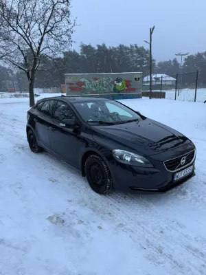 Volvo V40 II D2 Momentum 2013