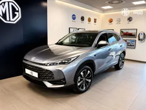 MG HS 2025