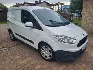 Ford Transit Courier 2016