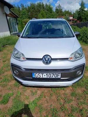 Volkswagen Up! TSI cross 2017