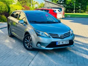 Toyota Avensis III 1.8 Premium MS 2013