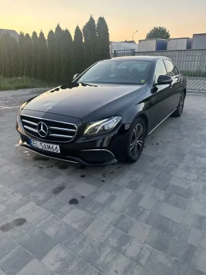 Mercedes-Benz E W213 (2016-2023) 220 d 4-Matic Avantgarde 2019