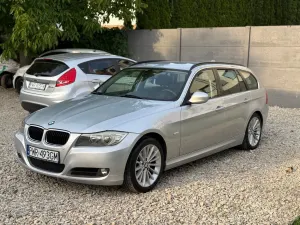 BMW 3 Series E90/E91/E92/E93 2010