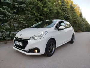 Peugeot 208 I 2016