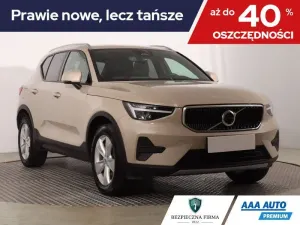 Volvo XC40 2025