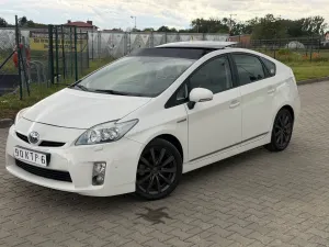 Toyota Prius III 1.8 HSD Premium 2010