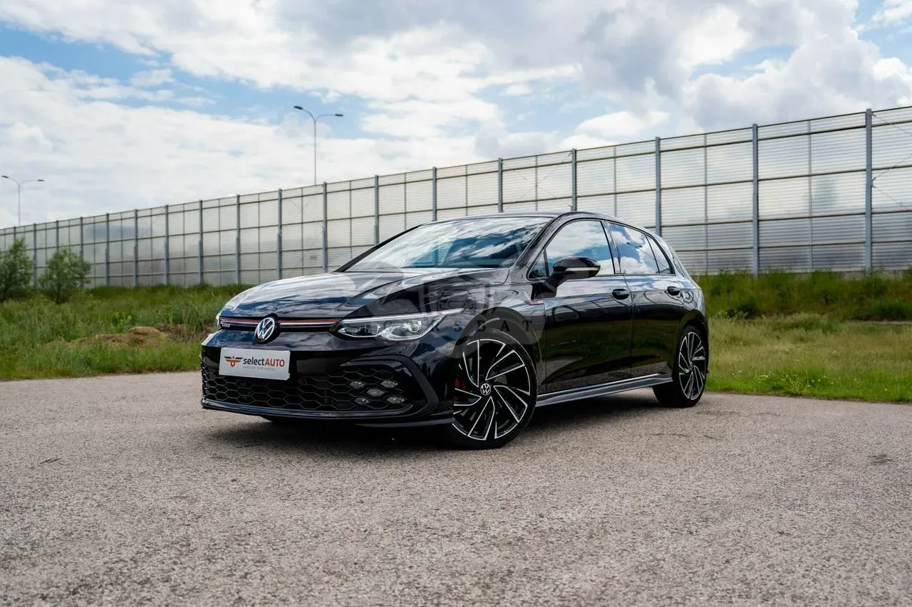 Volkswagen Golf VIII 2.0 TSI GTI DSG 2021