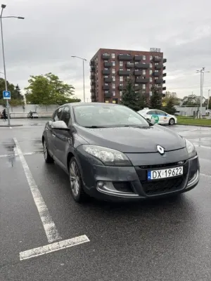Renault Megane III dCi 110 FAP EDC Dynamique 2011