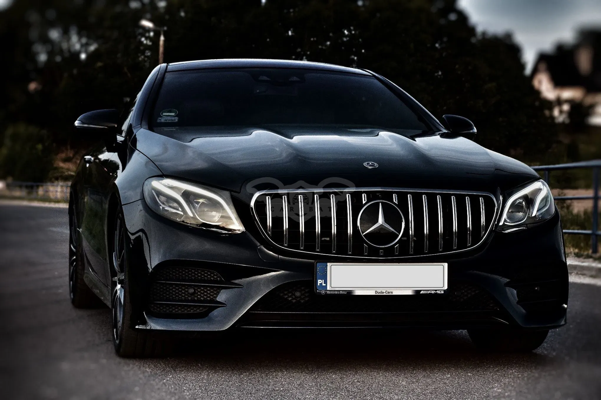 Mercedes-Benz E W213 300 9G-TRONIC 2017