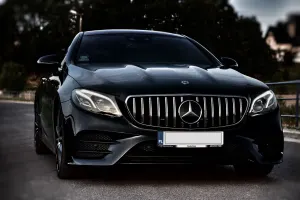 Mercedes-Benz E W213 300 9G-TRONIC 2017