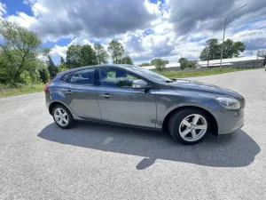 Volvo V40 II D2 Base 2012