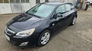 Opel Astra J 1.4 T Cosmo EU6 2012