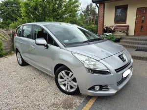 Peugeot 5008 I HDI FAP 150 Family Plus 2011