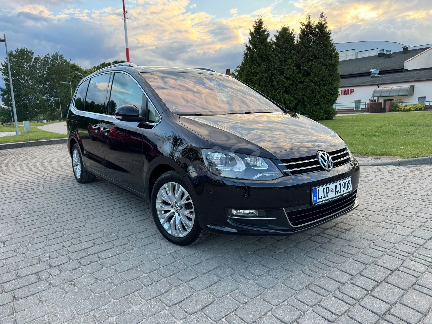 Volkswagen Sharan II 2.0 TDI Highline DSG 2013