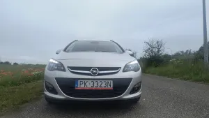 Opel Astra J 1.6 CDTI DPF ecoFLEX TourerStart/Stop Edition 2014