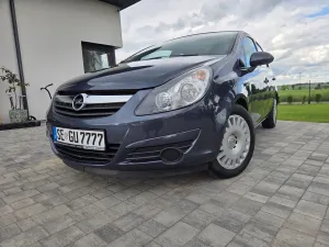 Opel Corsa E 1.4 16V Innovation 2010