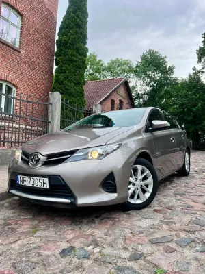 Toyota Auris II 1.33 VVT-i Active 2013