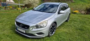 Volvo V60 I D2 2011