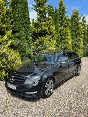 Mercedes-Benz C W204 250 CDI BlueEff 4-Matic Elegance 2011