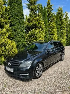 Mercedes-Benz C W204 250 CDI BlueEff 4-Matic Elegance 2011