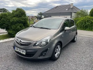 Opel Corsa D 1.4 16V Cosmo 2014
