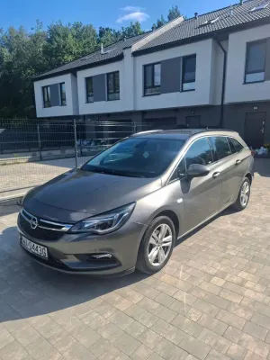Opel Astra K 1.4 T Enjoy S&S 2017