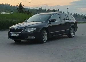 Skoda Superb II 2.0 TDI Ambition DSG 2010