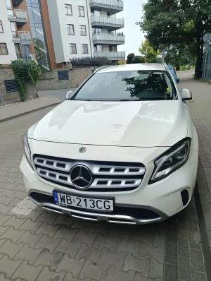 Mercedes-Benz GLA 200 7G-DCT Urban 2017