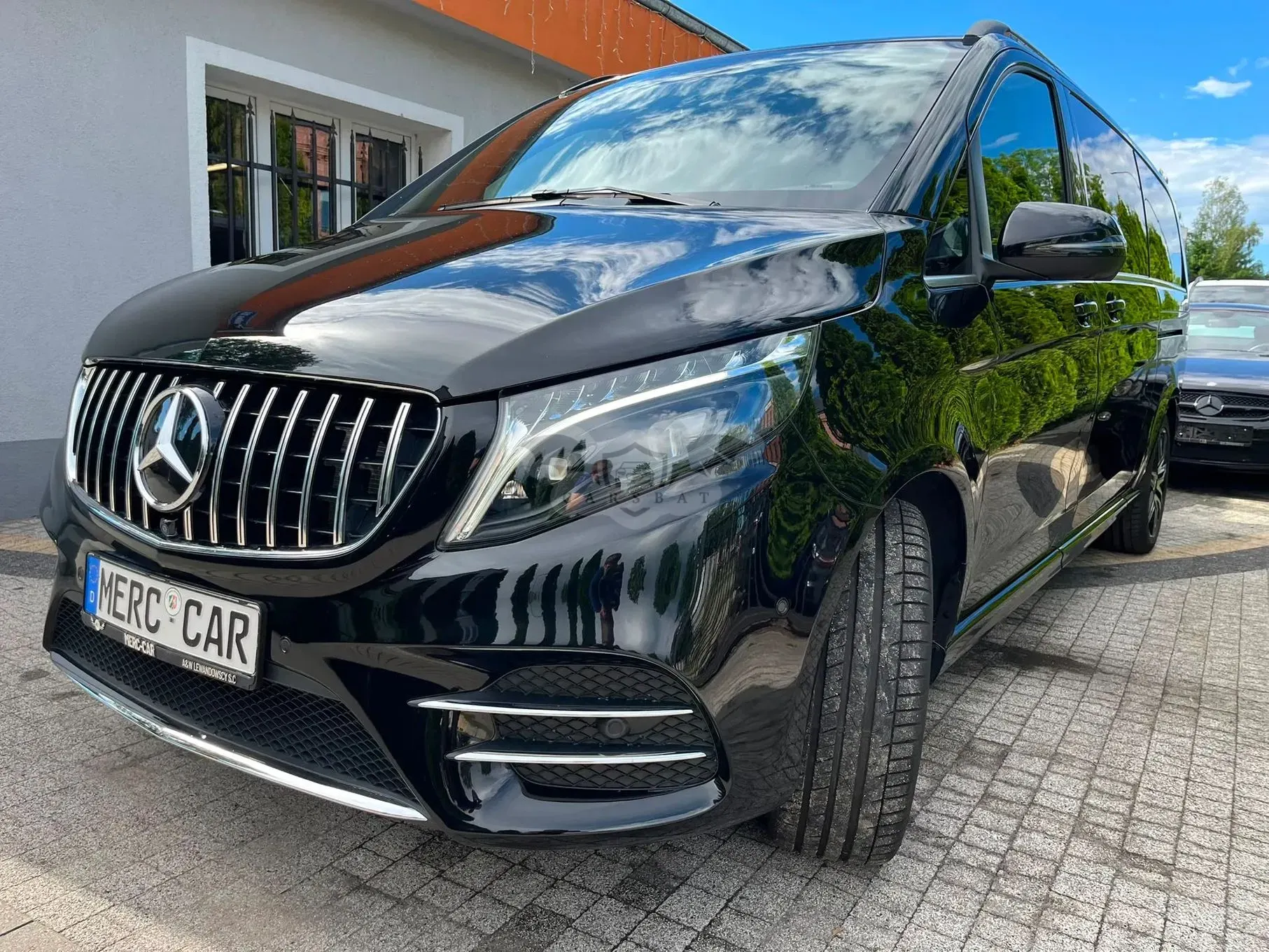 Mercedes-Benz V II 300 d 4-Matic 9G-Tronic Avantgarde (ekstra d³) 2024