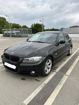 BMW 3 Series E90/E91/E92/E93 2011