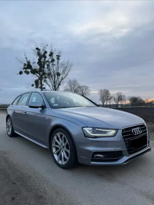 Audi A4 B8 2.0 TDI e DPF S line Sportpaket 2015