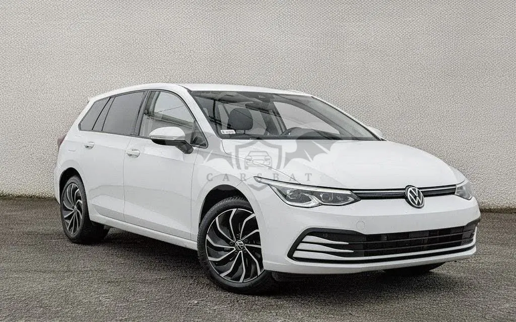 Volkswagen Golf VIII 1.5 eTSI Life DSG 2021