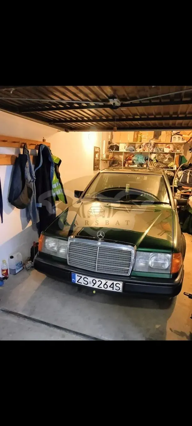 Mercedes-Benz E 1987