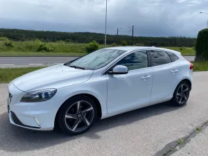 Volvo V40 II D2 R Design 2014