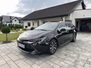 Toyota Corolla Seria E21 1.8 Business Edition 2022