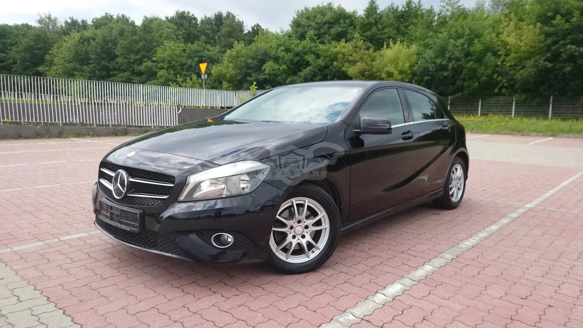 Mercedes-Benz A W176 180 (BlueEFFICIENCY) 2013
