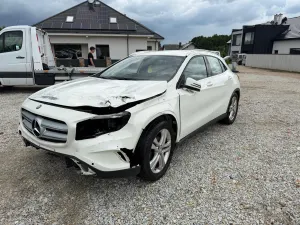 Mercedes-Benz GLA 2015