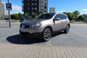 Nissan Qashqai I 1.6 Tekna 2012
