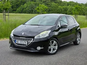 Peugeot 208 I 95 VTI Allure 2012